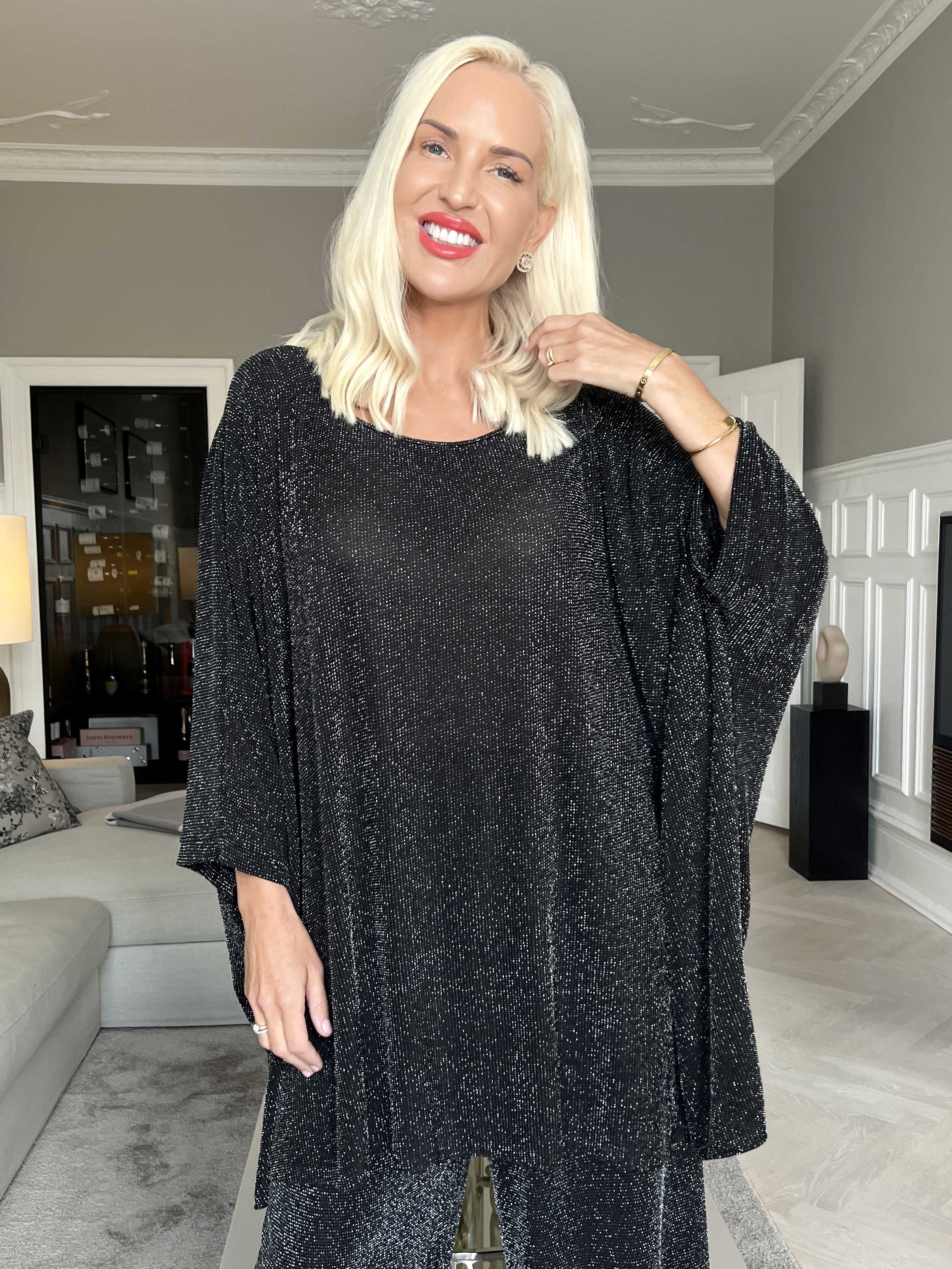 Estella Glitter - Oversized tunika med fladdermusärmar